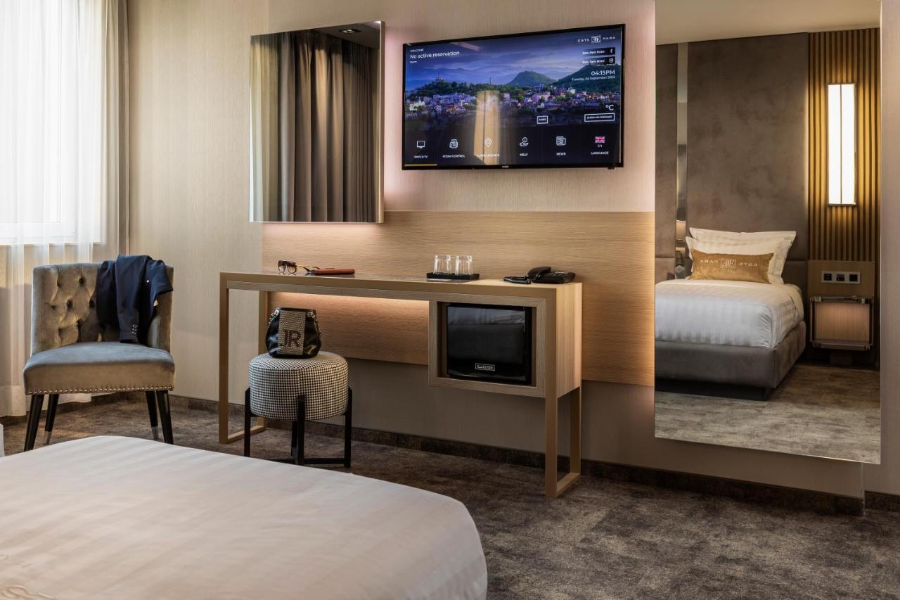 -- Este Park Hotel -- Part Of Urban Chic Luxury Design Hotels - Parking & Compliments - Next To Shopping & Dining Mall Plovdiv Extérieur photo