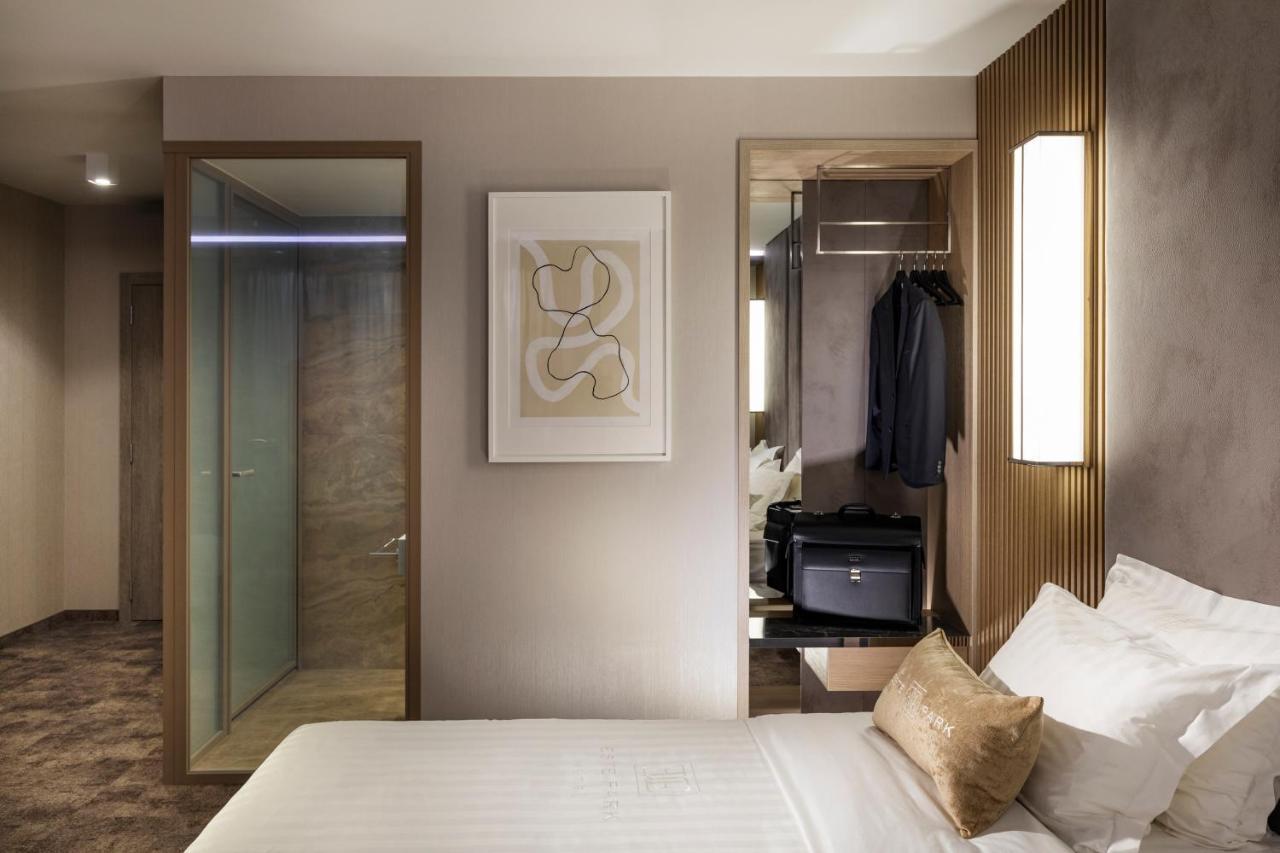 -- Este Park Hotel -- Part Of Urban Chic Luxury Design Hotels - Parking & Compliments - Next To Shopping & Dining Mall Plovdiv Extérieur photo