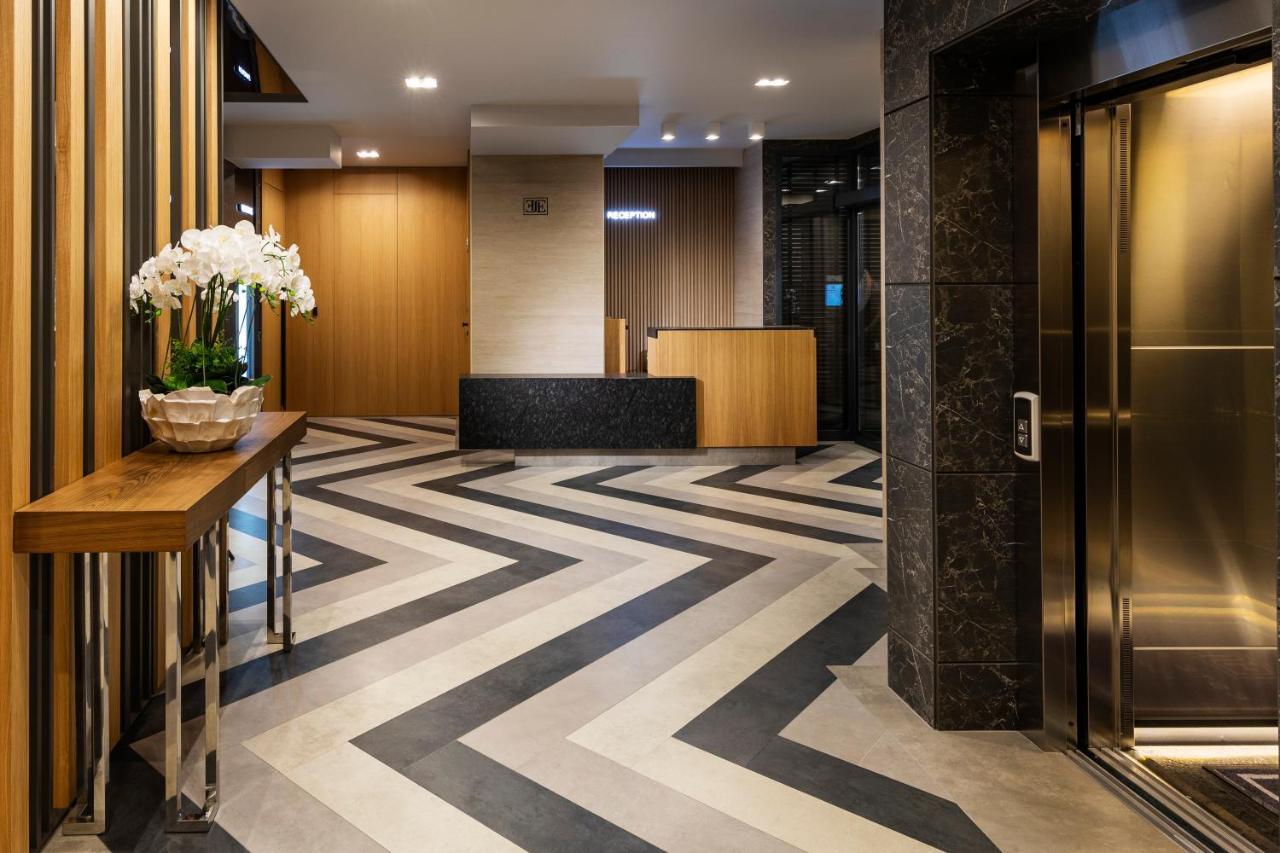 -- Este Park Hotel -- Part Of Urban Chic Luxury Design Hotels - Parking & Compliments - Next To Shopping & Dining Mall Plovdiv Extérieur photo