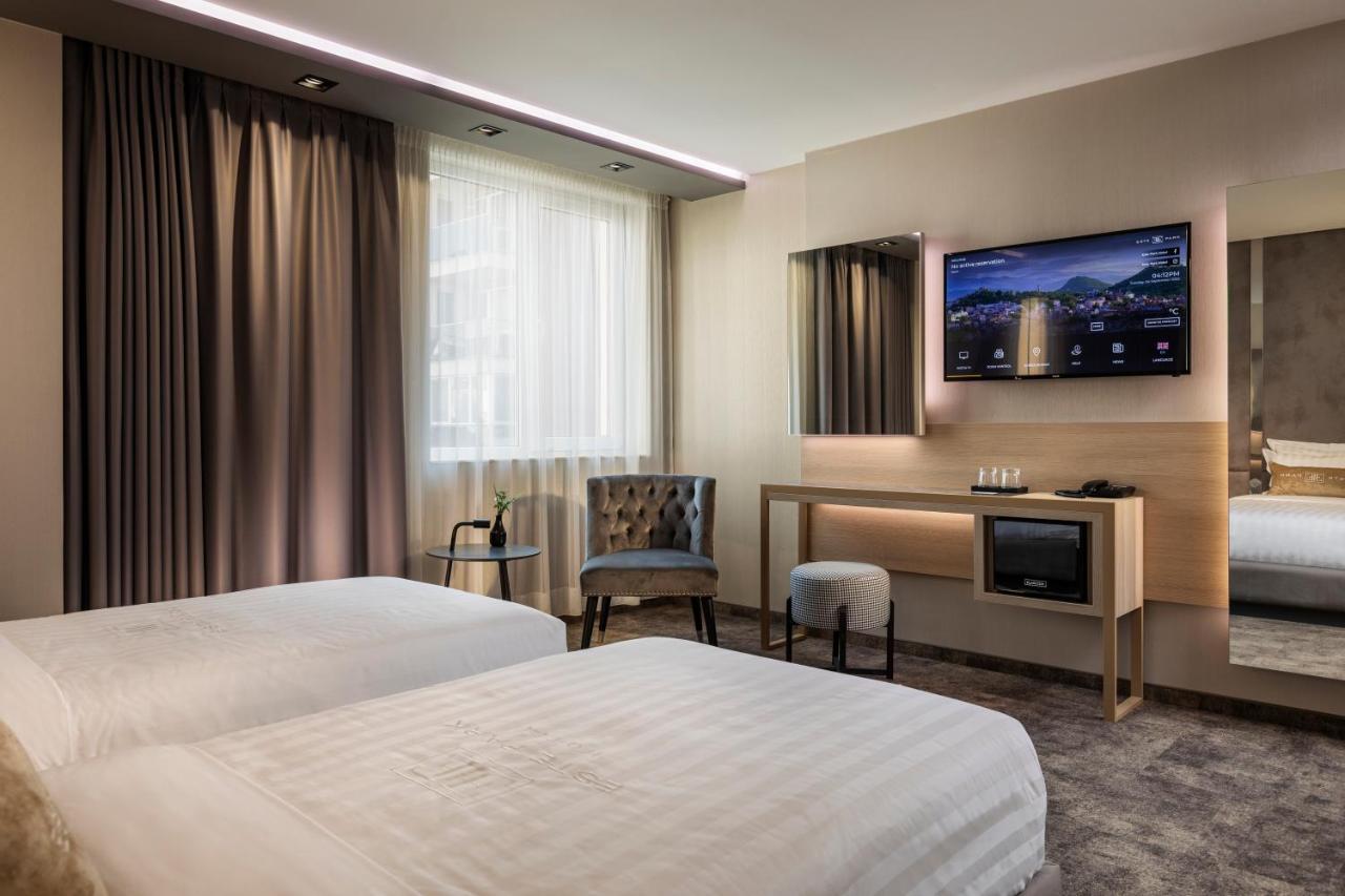 -- Este Park Hotel -- Part Of Urban Chic Luxury Design Hotels - Parking & Compliments - Next To Shopping & Dining Mall Plovdiv Extérieur photo